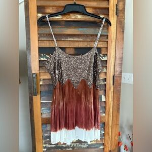 Gimmicks by BKE Bronze Sequin Top